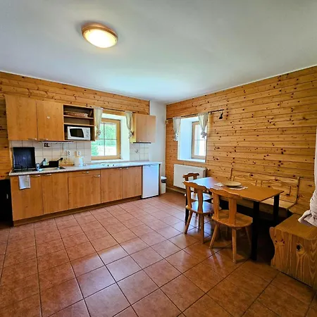 Areal Kareš Apartmán